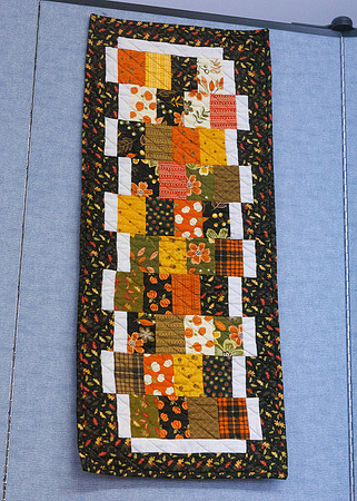 2026 Sunrise Clinic Quilt & Pie Auction-3365