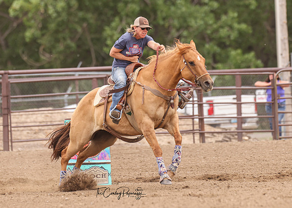 2025 Barrel Racer Land Run-3714