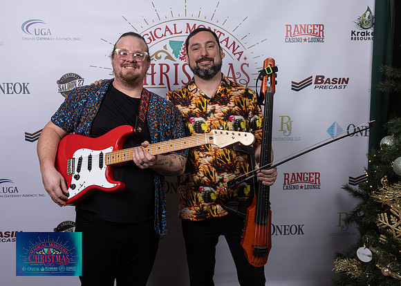 2024 Holiday Gala-DUeling Strings-1