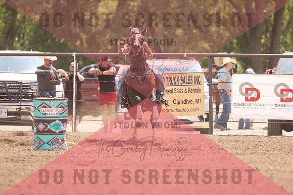 EC2A3247