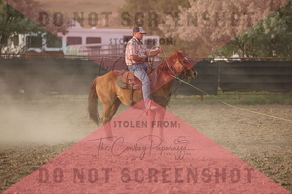 255A0643